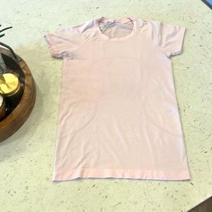 Lululemon Short Sleeve Swiftly Tee